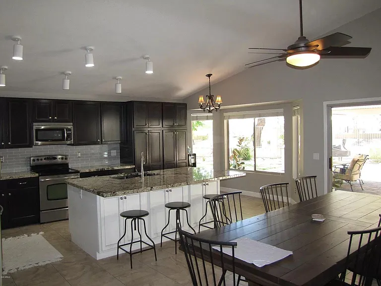 2891 S Los Altos Pl — Photo 4