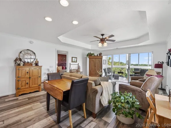 4066 Horseshoe Bend Pkwy #2B, Lake Ozark, MO 65049