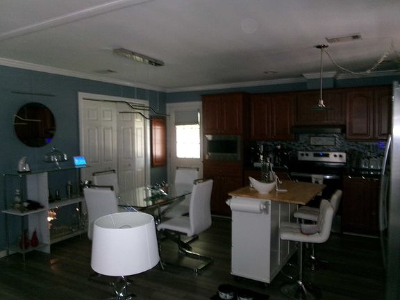 4th image of 1811 Amberwood Dr #6