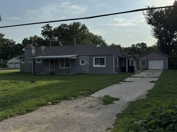 2201 NW Clay St, Topeka, KS 66608