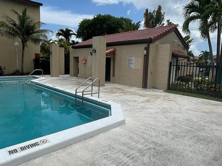 9909 NW 9th Street Cir #4-3 — Photo 42