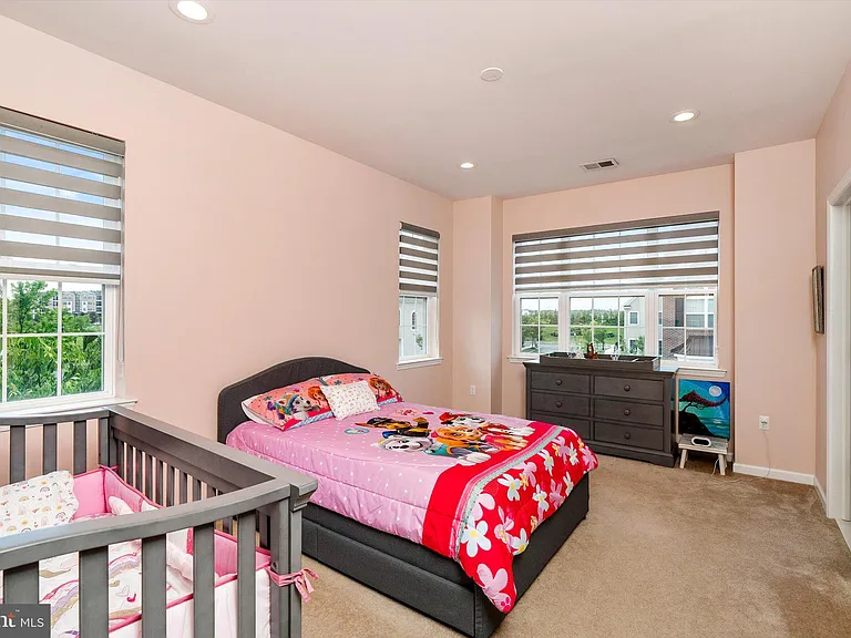 1711 Yearling Ct — Photo 18