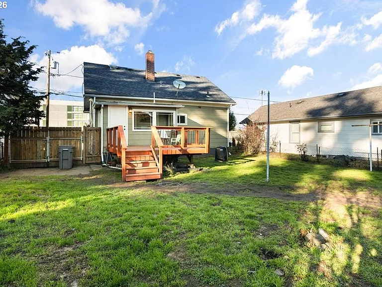 6059 NE Willow St — Photo 33