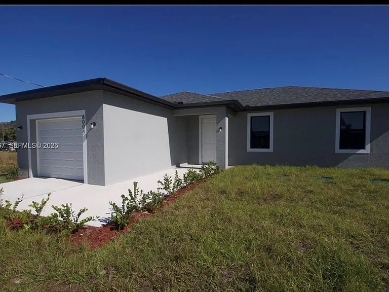 8004 Spice Ct — Photo 2