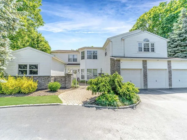 62 Arbor Field Way, Lake Grove, NY 11755