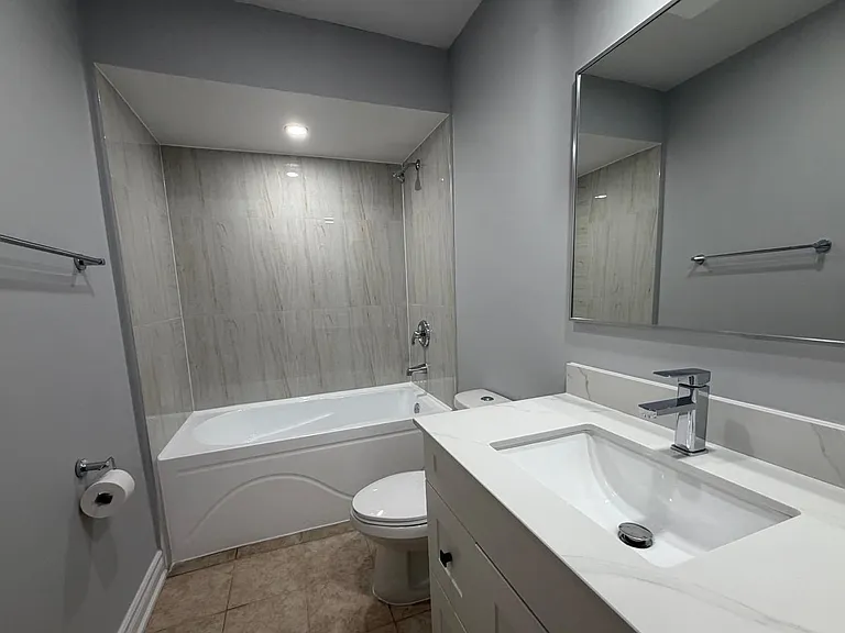 101 Romy Cres — Photo 2