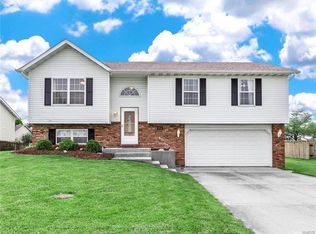 114 Turtle Crk, Troy, IL 62294