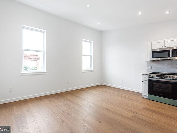 3rd image of 709 S 19th St #3F