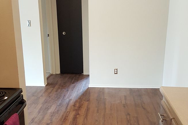 1st image of 901 Saint Louis St APT 21
