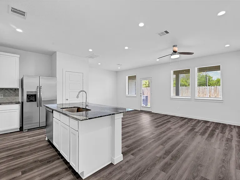 3015 Ocean Cay Dr — Photo 5