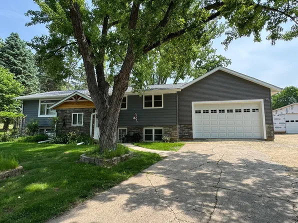 1903 Lenore Ln, Red Wing, MN 55066