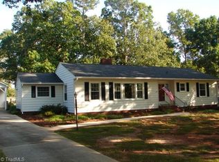 923 Trollinger Rd, Asheboro, NC 27203