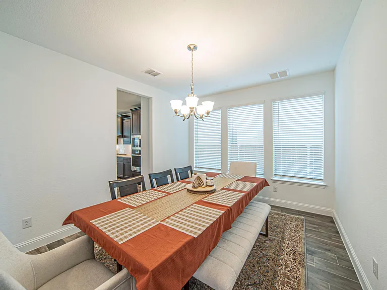 1190 Blazingstar Dr — Photo 5