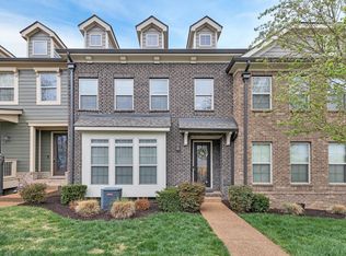 811 Silkwood Dr, Nashville, TN 37221