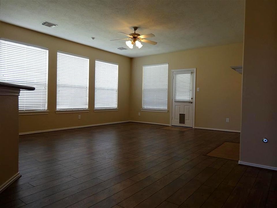 Spend time with family and friends in this inviting living room.