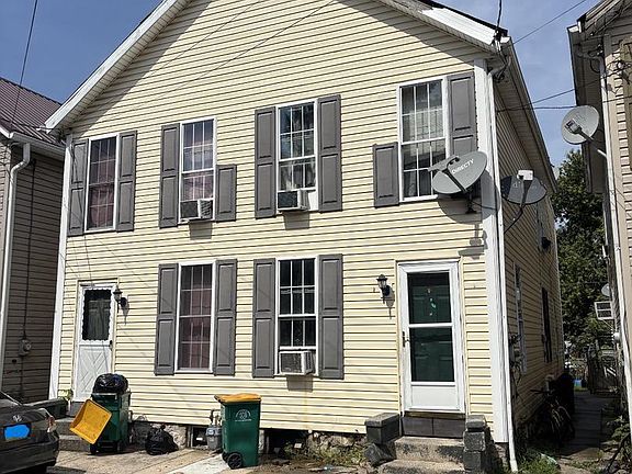 2nd image of 257259 Martin Ave