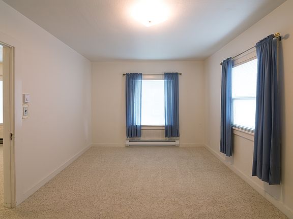 5th image of 2215 Pinehurst Ave