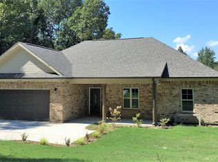 215 Fellowship Rd, Saltillo, MS 38866