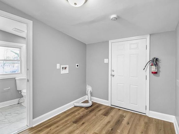 2nd image of 302 Jones Ave #1B