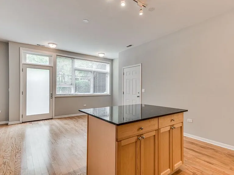 6617 S Ingleside Ave #1S — Photo 4
