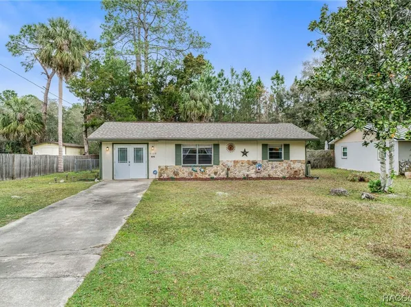 7139 W Greenwood Ln, Crystal River, FL 34429