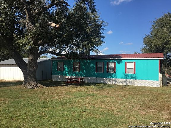 4th image of 303 County Road 6709