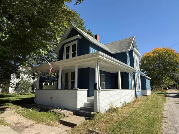 208 Sycamore St, Lagrange, IN 46761