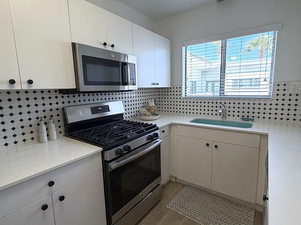 Skylar Apartments