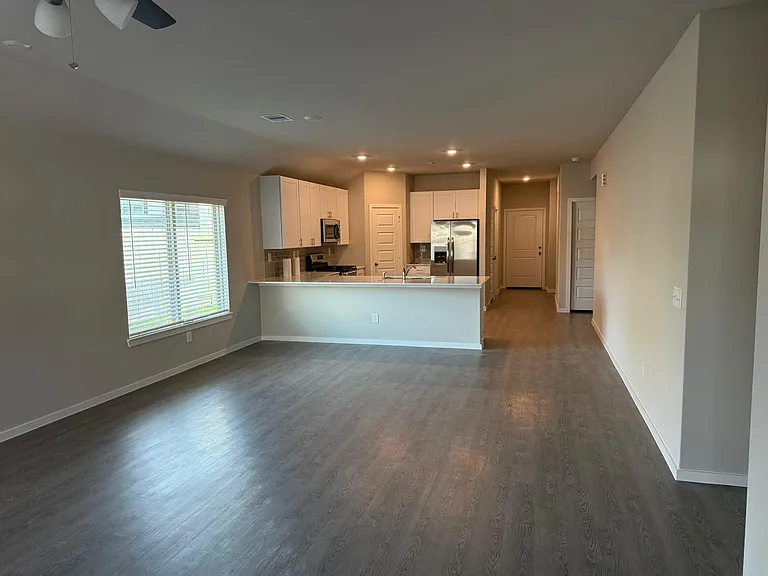 2027 Summer Night Dr — Photo 4