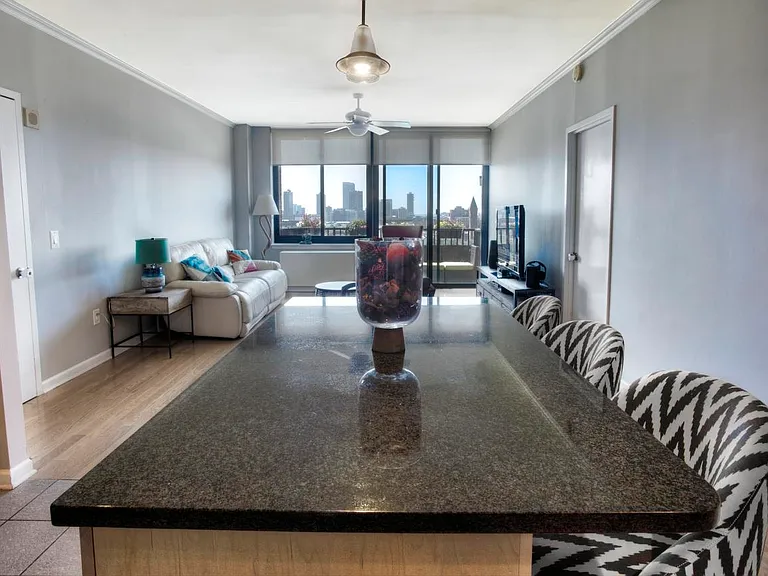 700 Grove St #12J — Photo 6
