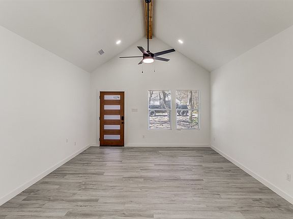 5th image of 3108 Delafield Ln