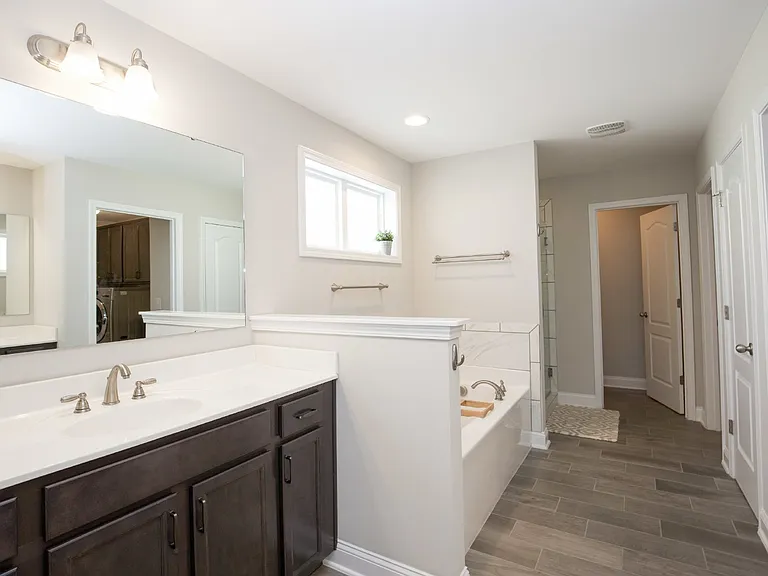 240 Parrish Ln — Photo 56