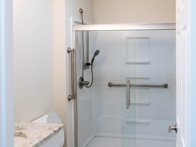 990 Hope Dr — Photo 17