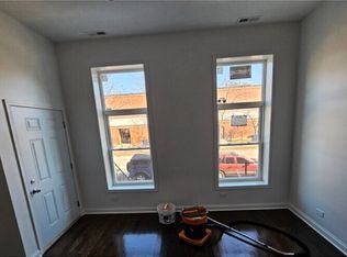 1912 S Throop St APT 1, Chicago, IL 60608