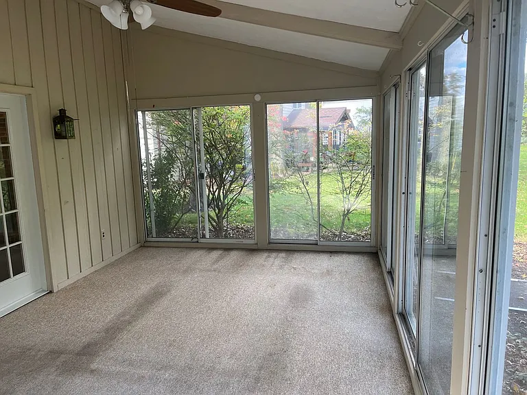 2259 Augusta Ct — Photo 23