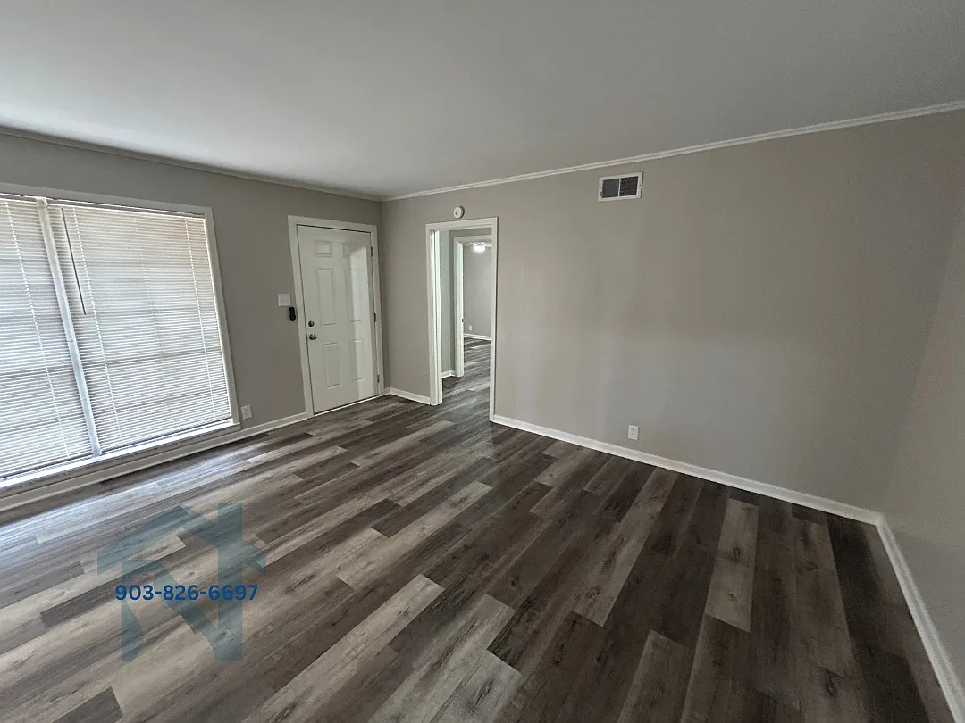 817 Caver Street - 1 — Photo 4
