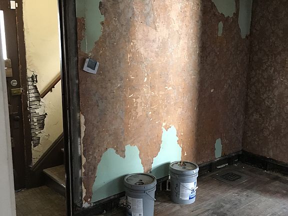 5th image of 15712 Trafalgar Ave