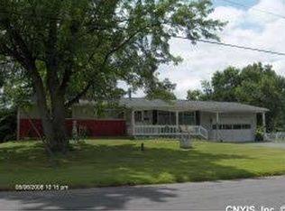 220 Blackberry Rd, Liverpool, NY 13090