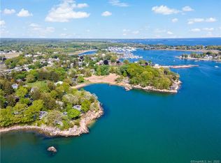 39 Castle Rock #39, Branford, CT 06405