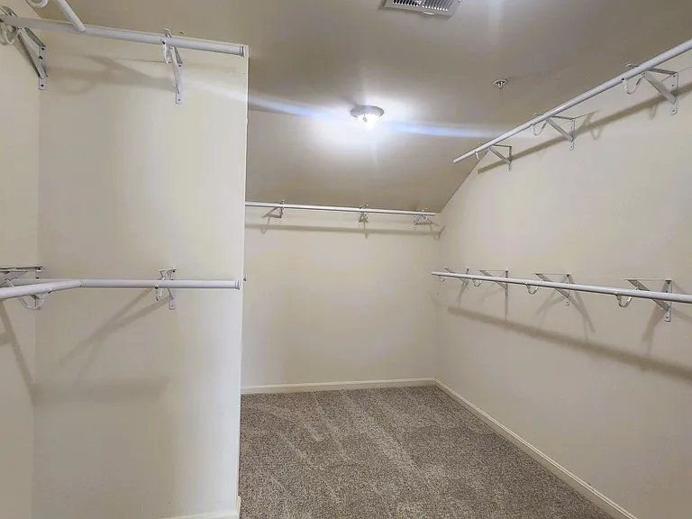 406 Clairborne St — Photo 33