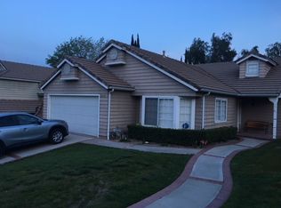 28670 Meadowgrass Dr, Castaic, CA 91384