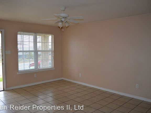 3rd image of 318 N 10th St