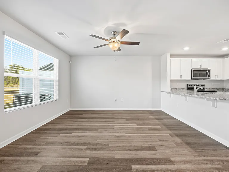 604 Golden Resin Rd — Photo 6