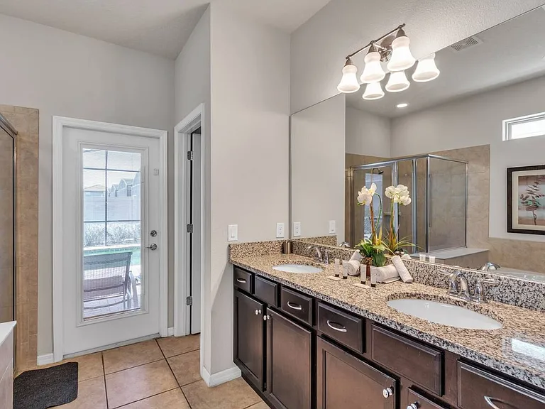8916 Rhodes St — Photo 18