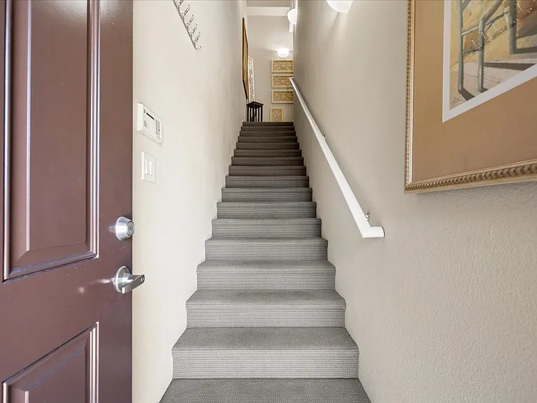 3975 N Hualapai Way #281 — Photo 3