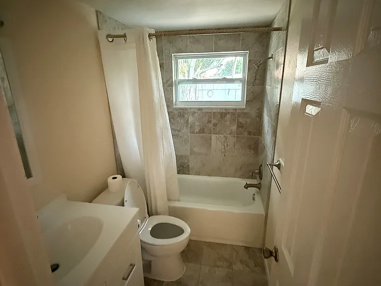 8431 Kumquat Ave — Photo 10