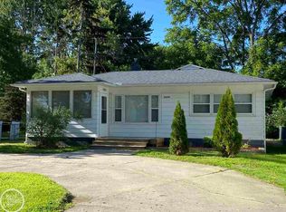 23719 Harrellson St, Macomb, MI 48042