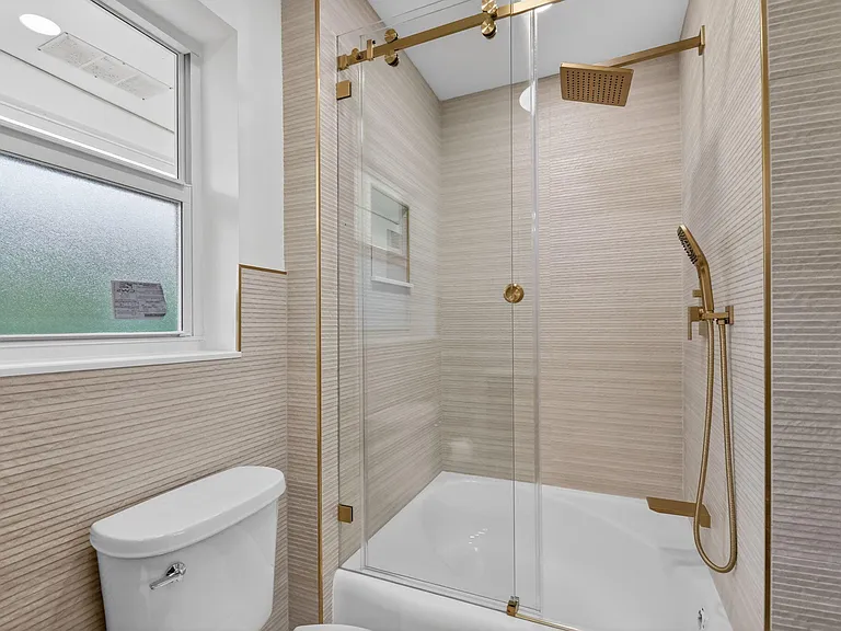 1221 Singer Dr — Photo 22