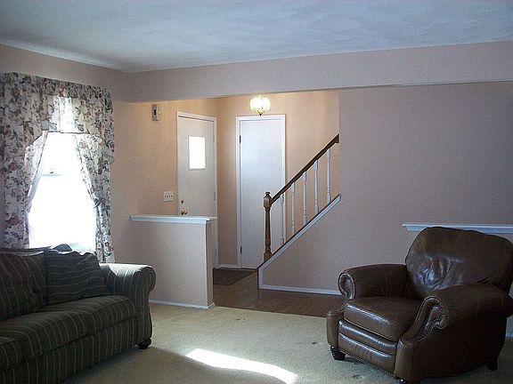 Entranceway and LR