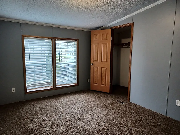 Belle Villa Meadows — Photo 40